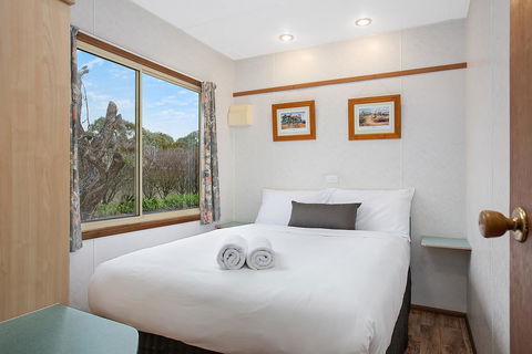 Lake Hamilton Motor Village And Caravan Park - Accommodation 4U 3
