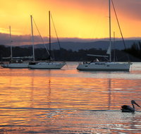 Lakes Edge Cottage - Accommodation 4U