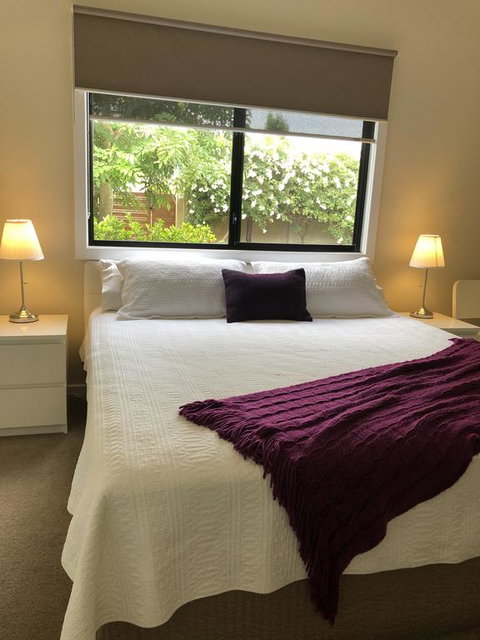 Lakeside On Boardwalk - Accommodation 4U 0