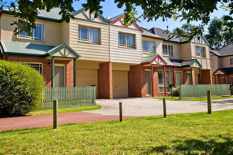 Lamplighter Motel And Apartments - Accommodation 4U 2