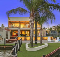Lang Street Luxury Retreat - Mulwala - Accommodation 4U