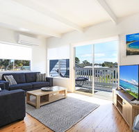 Lazy Days Beach House Jervis Bay - Pet Friendly 4 Mins Walk to Beach - Accommodation 4U