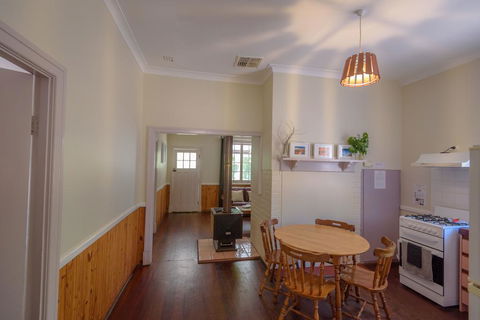 Lewana Cottages - Accommodation 4U 3