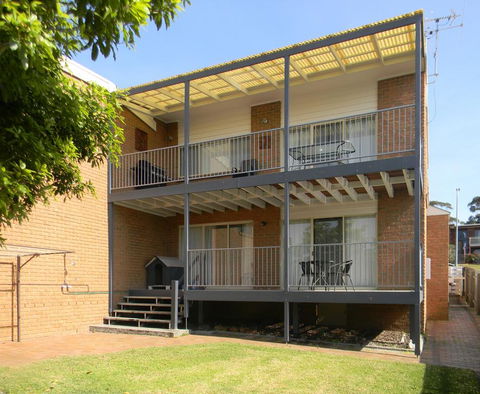 LIFE'S A BEACH - Accommodation 4U 0