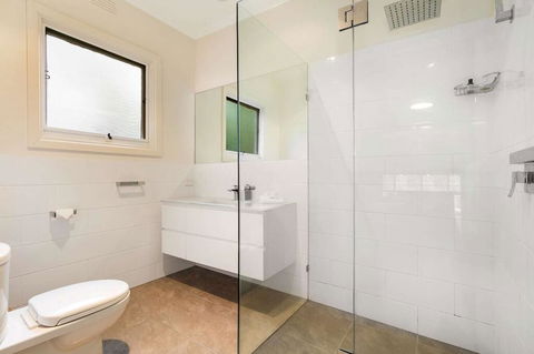 Lighthouse Cottage - Accommodation 4U 1