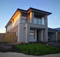 lily family - Accommodation 4U