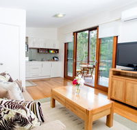 Lilypad Luxury Cabins - Accommodation 4U