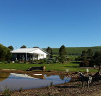 Linger Longer Cottages - Accommodation 4U