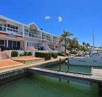 Luxury Canal Vista - Accommodation 4U