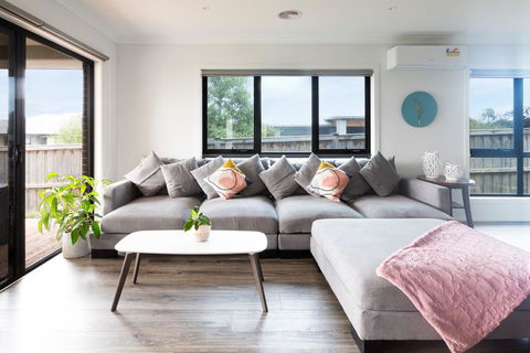 Luxury Escape In Ocean Grove - Accommodation 4U 3