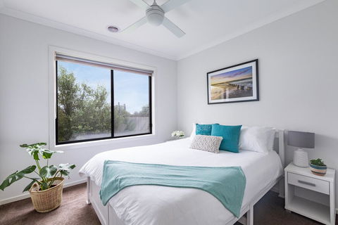 Luxury Escape In Ocean Grove - Accommodation 4U 2