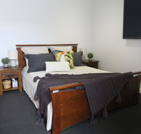 Luxury Homestay BNB in Rochedale - Accommodation 4U