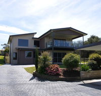 Luxury Near Old Pier Beach - Accommodation 4U