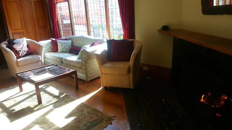 Lynton Lane - Accommodation 4U 0