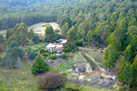 MAGICAL MOUNTAIN RETREAT - 20 Mins To CBD And Only 10 To MONA! - Accommodation 4U 1