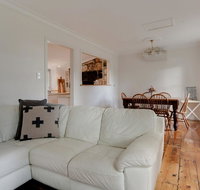 Magnetic Cottage circa 1850's - Accommodation 4U