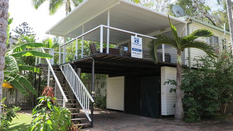 Magnetic Haven Unit 5 - Accommodation 4U 0