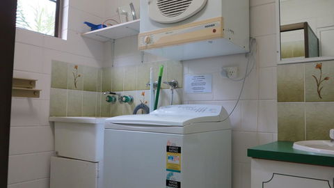 Magnetic Reef Apartments Unit 3 - Accommodation 4U 1