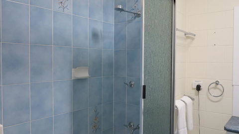 Magnetic Reef Unit 7 - Accommodation 4U 1