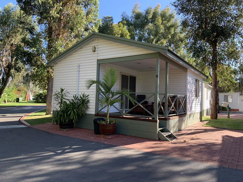 Mandurah Caravan And Tourist Park - Accommodation 4U 2