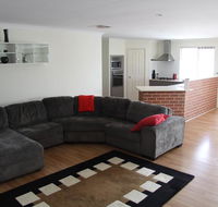 Mandurah Golf Links Retreat - Accommodation 4U