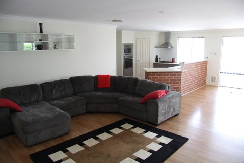 Mandurah Golf Links Retreat - Accommodation 4U 0