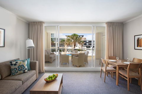 Mantra Ettalong Beach - Accommodation 4U 1