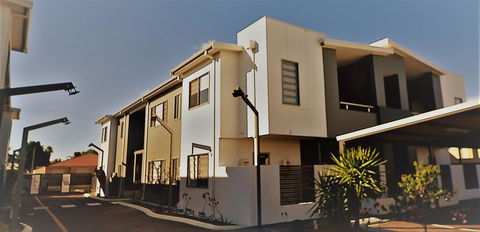 MERRIFIELD Foothill Suites - RELAXING LIFETYLE CHOICE - Accommodation 4U 3