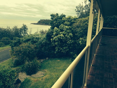 Merry Beach Ocean Front Large Home - Accommodation 4U 1