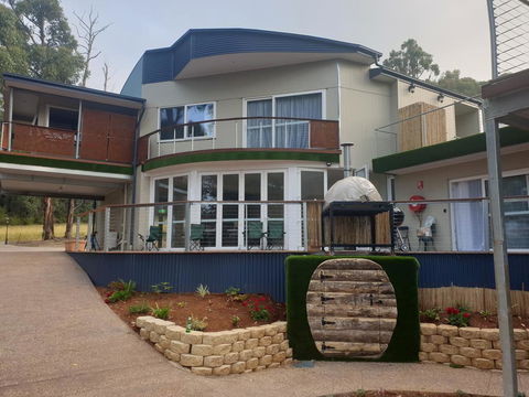 Merry Mary - Accommodation 4U 0
