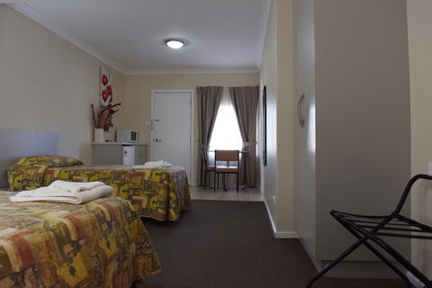 Mia Motel - Accommodation 4U 2