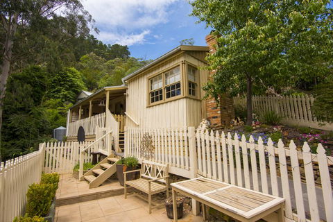 Mill House - Accommodation 4U 0