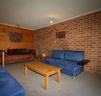 Misty Gables 2/24 Townsend Street - Accommodation 4U