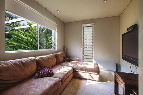 Mitchell Parade 154. - Accommodation 4U 1