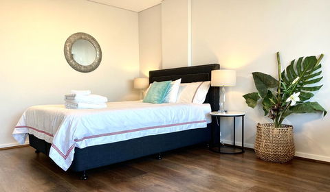 MLB38-Panoramic View Studio Near Sydney Harbour - Accommodation 4U 2