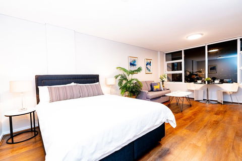MLB38-Panoramic View Studio Near Sydney Harbour - Accommodation 4U 3