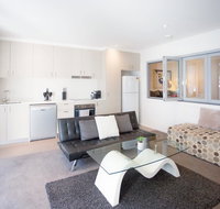 Modern Executive Apartment  Braddon 1BR Wine Wifi Secure Parking Canberra - Accommodation 4U