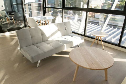 Modern Light-Filled 1 Bed In South Melbourne - Accommodation 4U 0