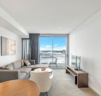 Modern Studio Apartment in Chatswood - Accommodation 4U