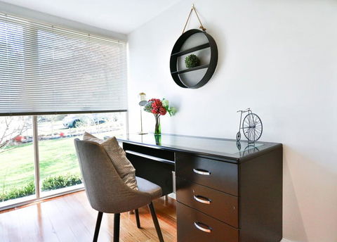 Mont Albert 2 Bedrooms Morden House - Accommodation 4U 1