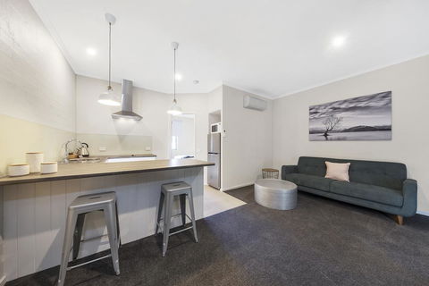 Moonlight Bay Apartments - Accommodation 4U 3