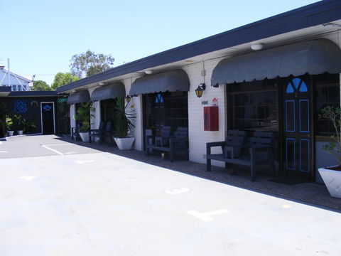 Motel Lodge - Accommodation 4U 0