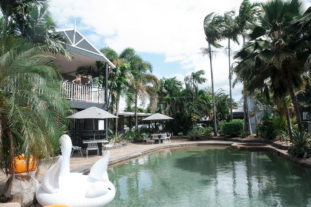 Cairns QLD Accommodation 4U