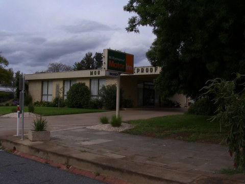 Mount Wycheproof Motor Inn - Accommodation 4U 2