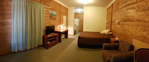 Mud Hut Motel - Accommodation 4U 1