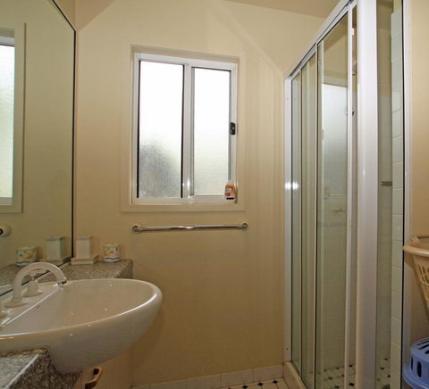 Nanny's Beach House - Accommodation 4U 2