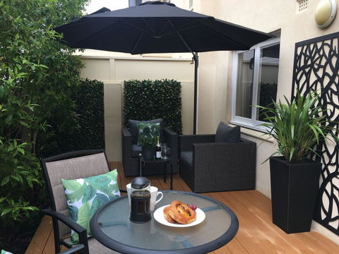 The Peninsula Riverside Serviced Apartments - Accommodation 4U 15