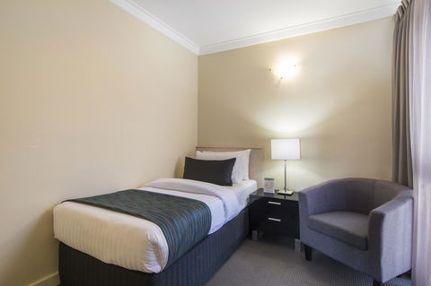 The Peninsula Riverside Serviced Apartments - Accommodation 4U 29