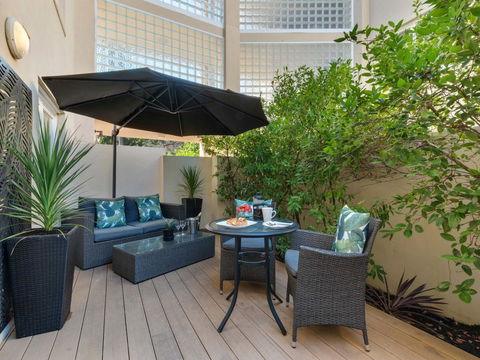 The Peninsula Riverside Serviced Apartments - Accommodation 4U 12