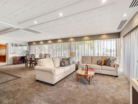 The Peninsula Riverside Serviced Apartments - Accommodation 4U 8